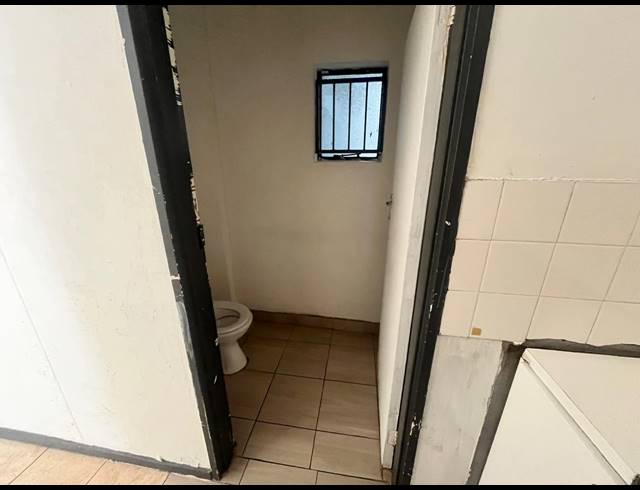 154M² BUSINESS TO LET IN CAPE TOWN CITY CENTRE